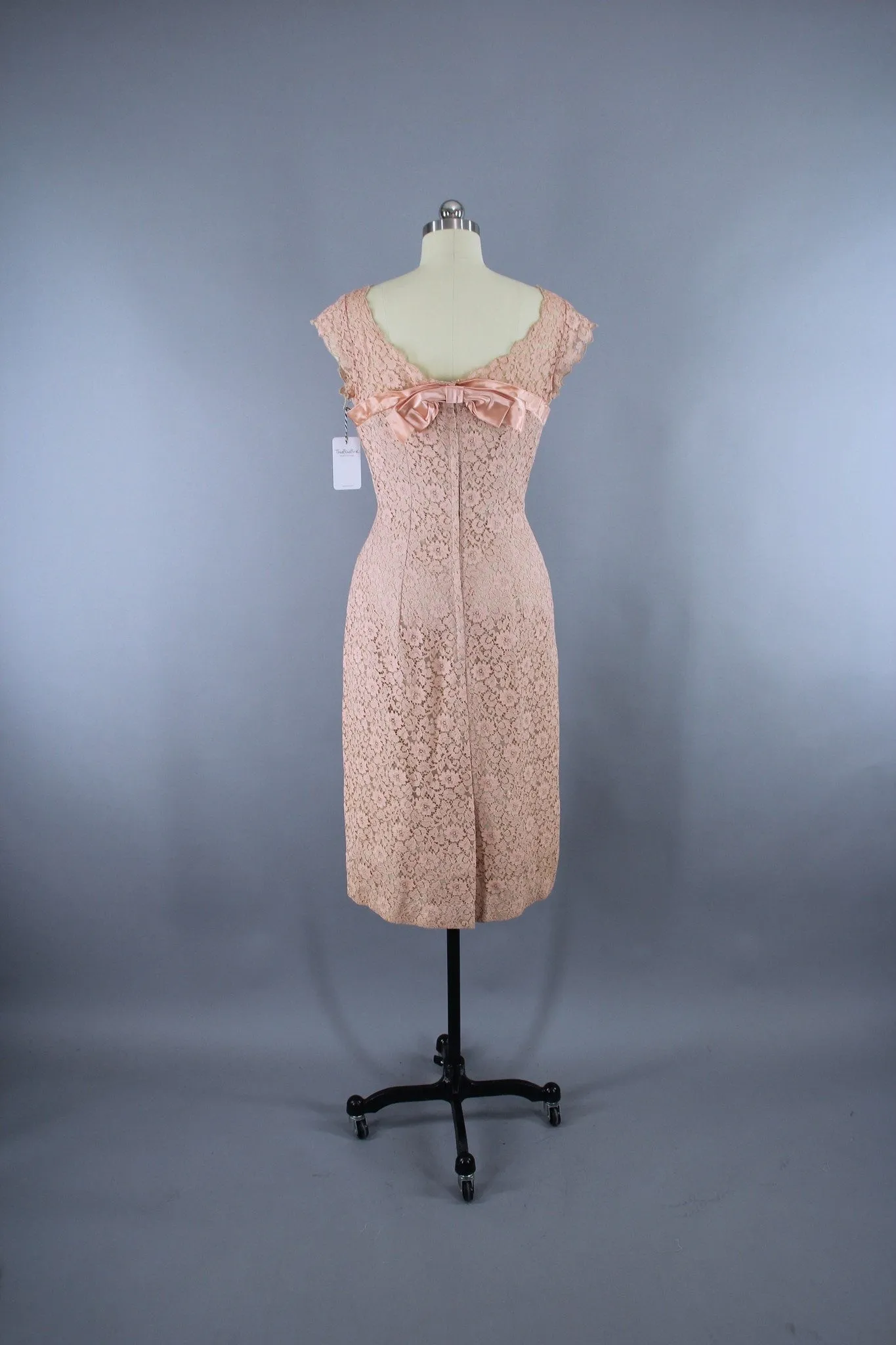 1950s Vintage Peach Lace Illusion EMMA DOMB Dress