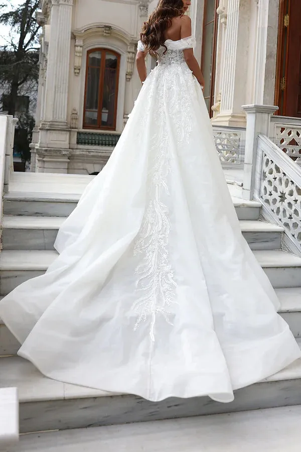 A Line Sweetheart 3D Lace Countryside Wedding Dress with Palace Train