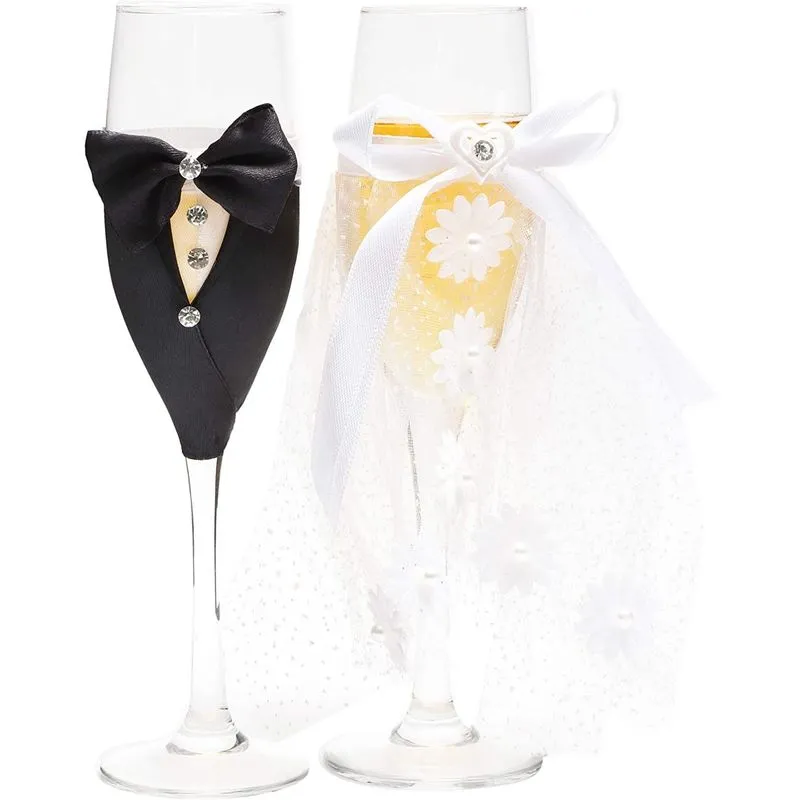 Bride and Groom Glass Champagne Flutes (Set of 2)