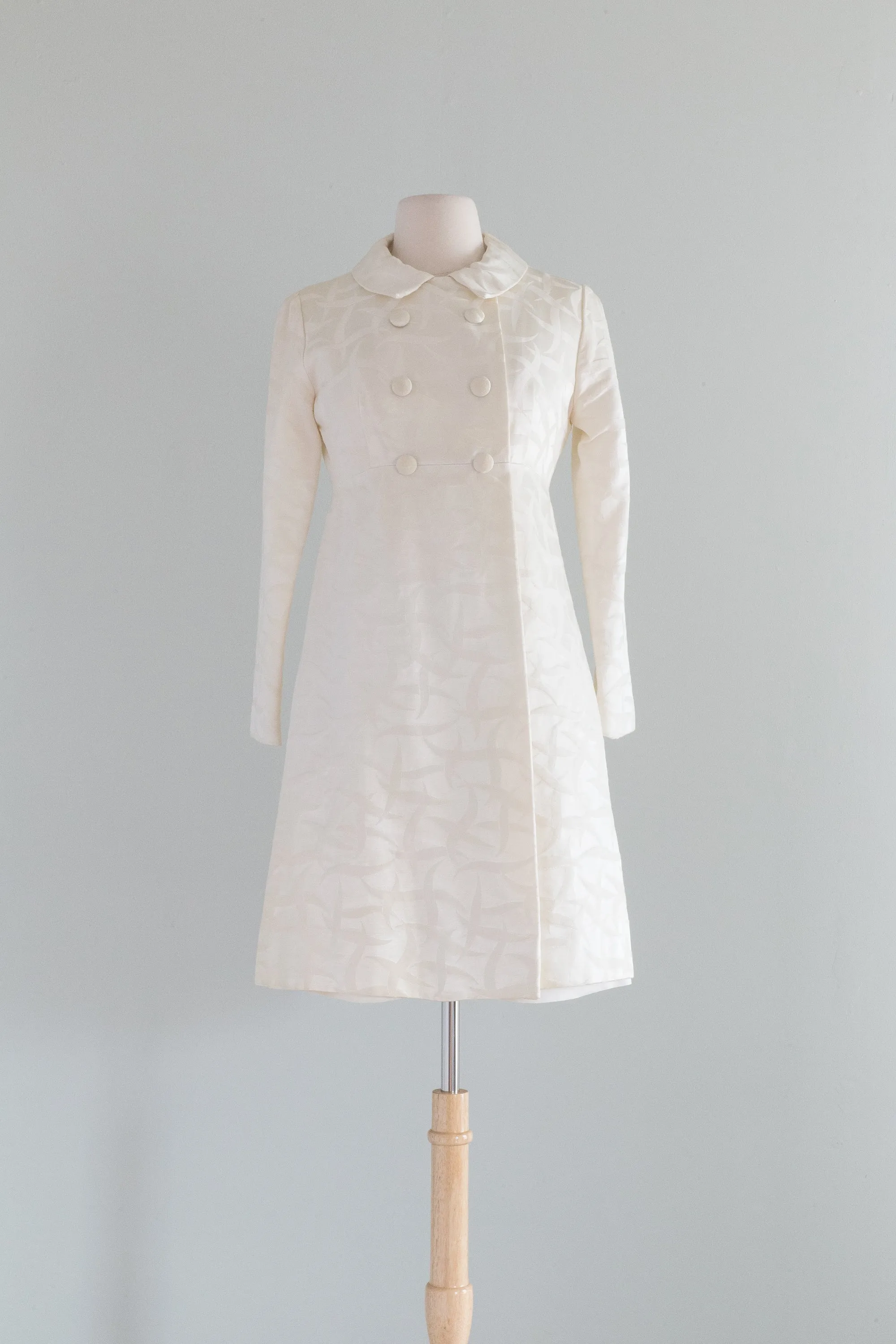 Darling 1960's Ivory Brocade Courthouse Wedding Dress Set By Jr.Theme / Small