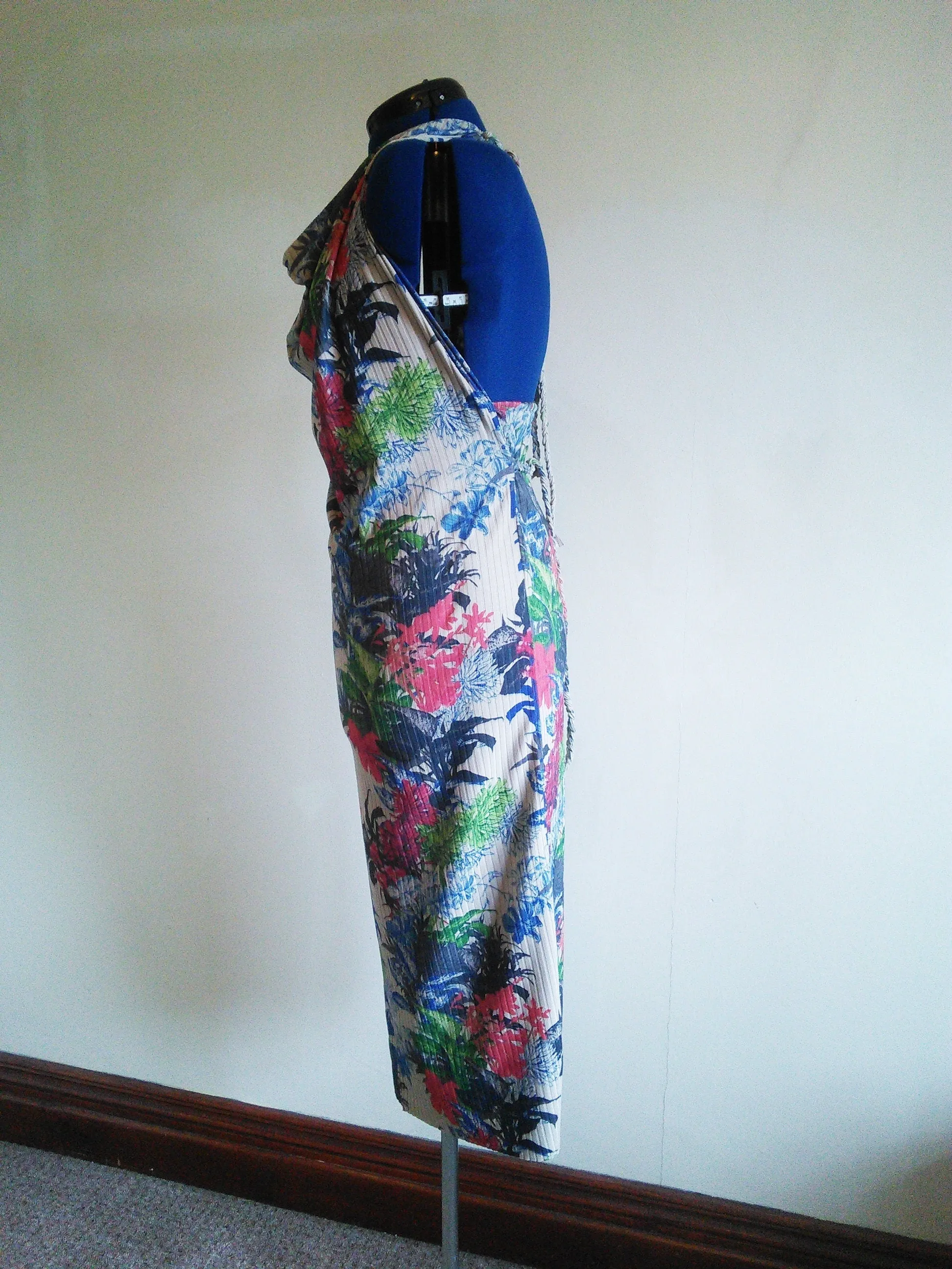 Floral Pattern Halterneck Dress