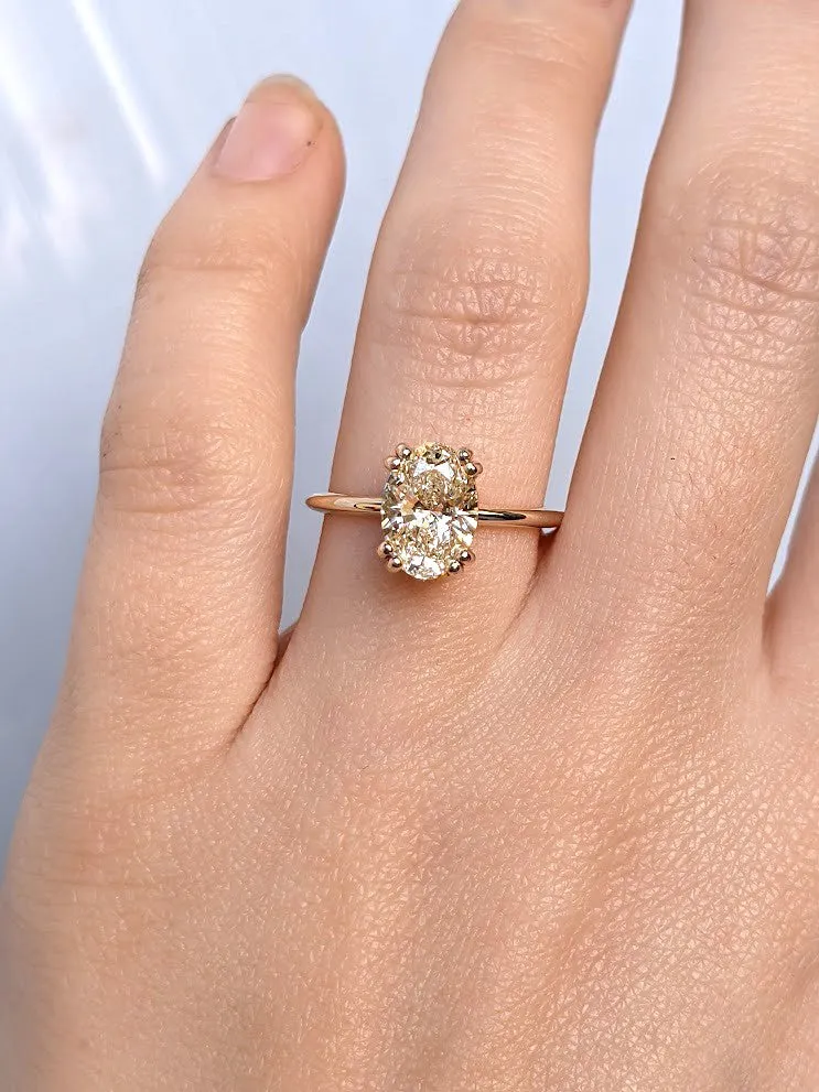 Oval Solitaire | diamond