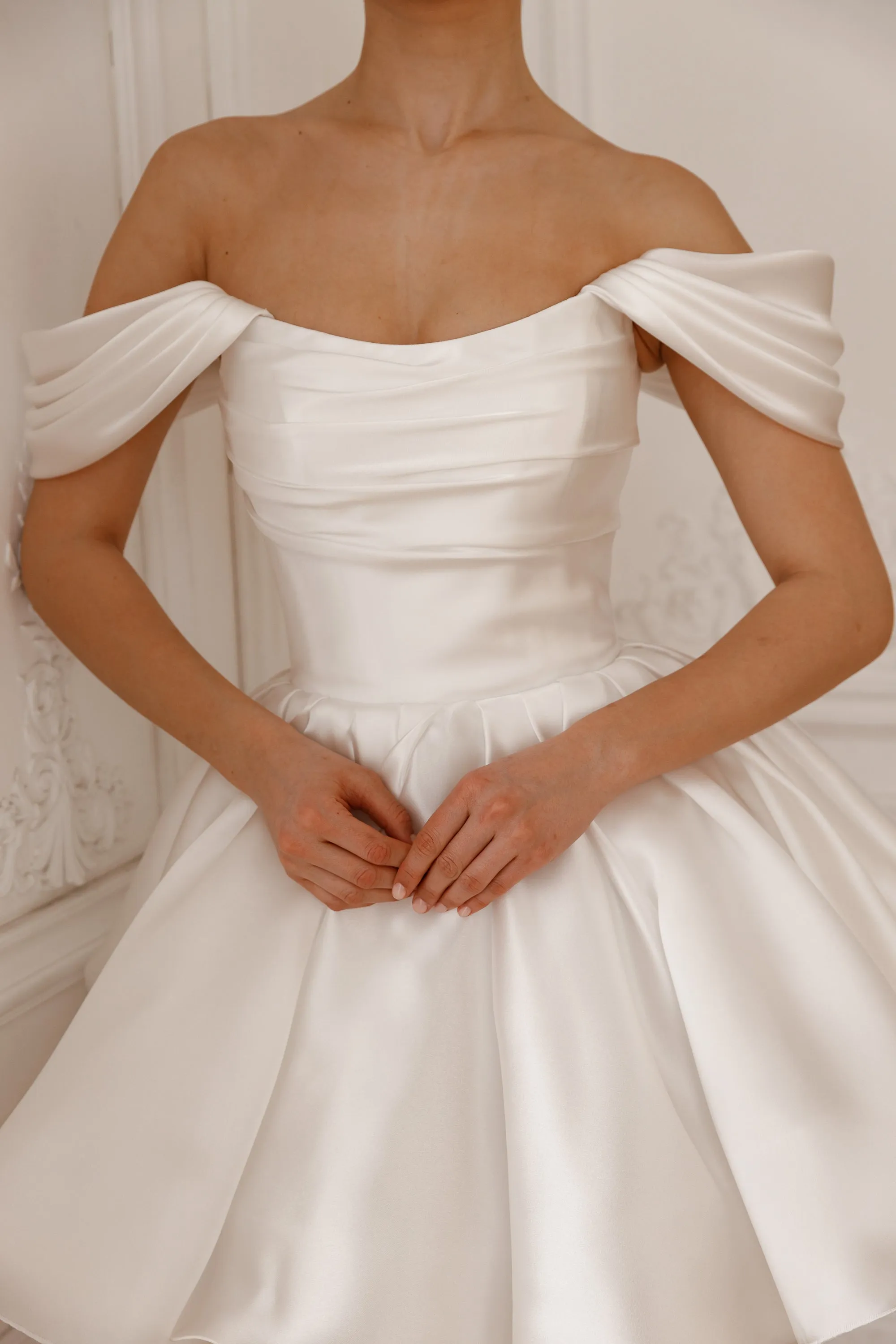 Short Wedding Dress Fiorelia with Detachable Straps