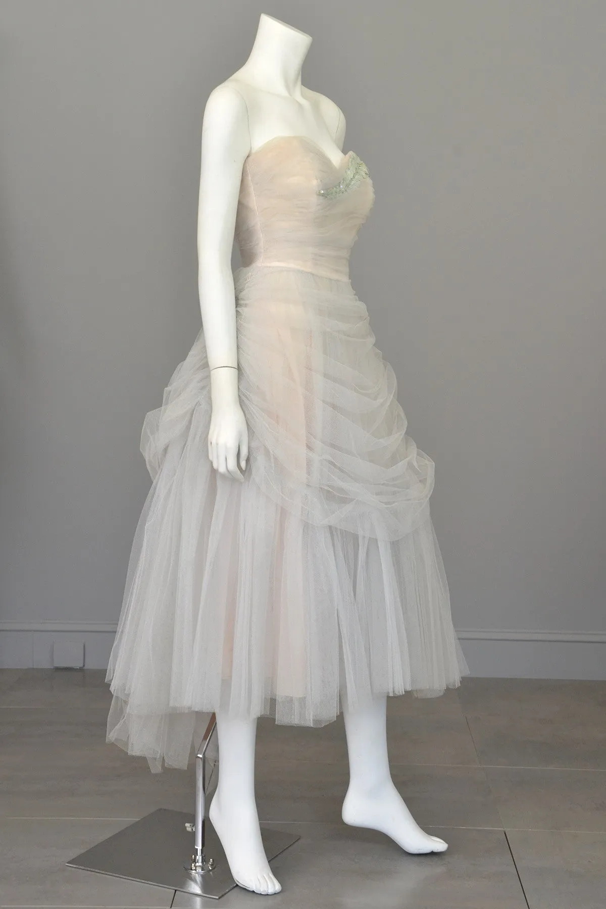 Vintage 1950s Tulle Draped Sequin Leaf Vintage Prom Dress Wedding Dress