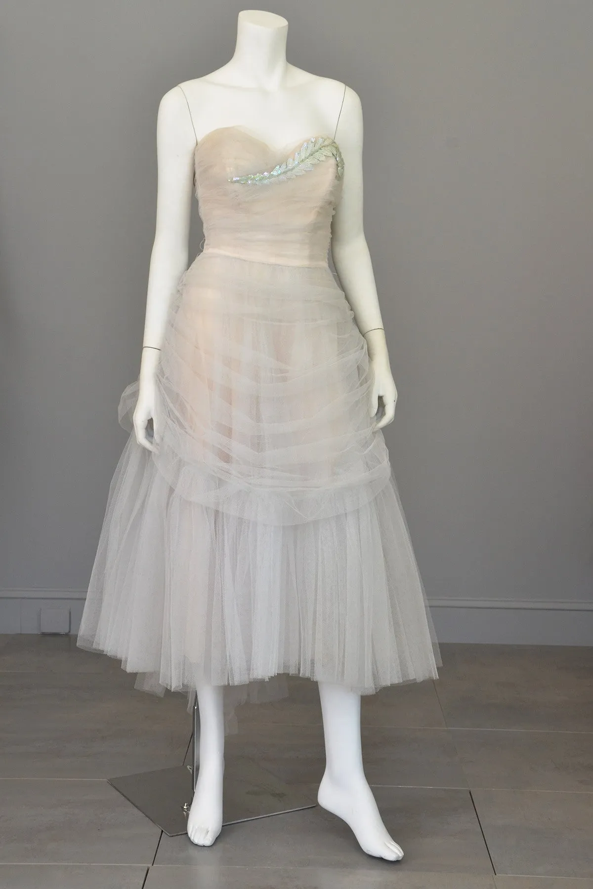 Vintage 1950s Tulle Draped Sequin Leaf Vintage Prom Dress Wedding Dress