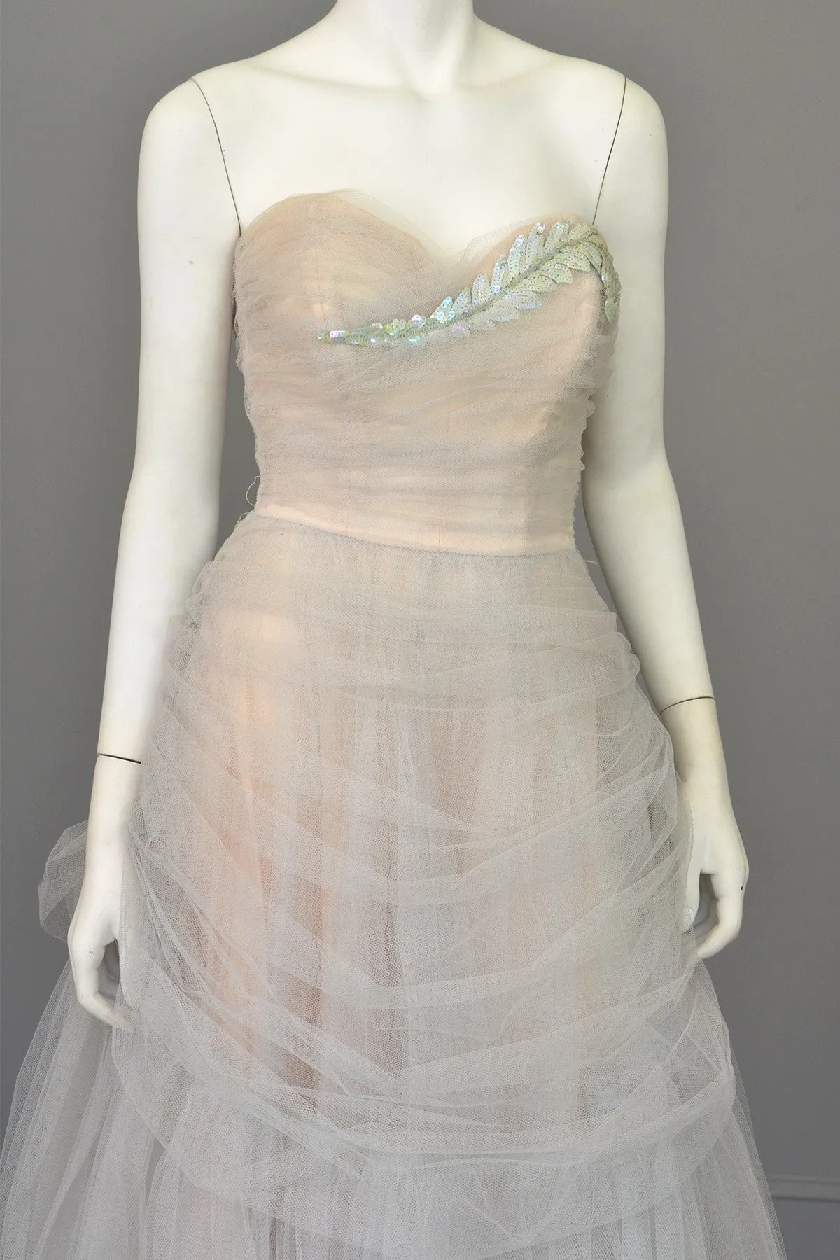 Vintage 1950s Tulle Draped Sequin Leaf Vintage Prom Dress Wedding Dress