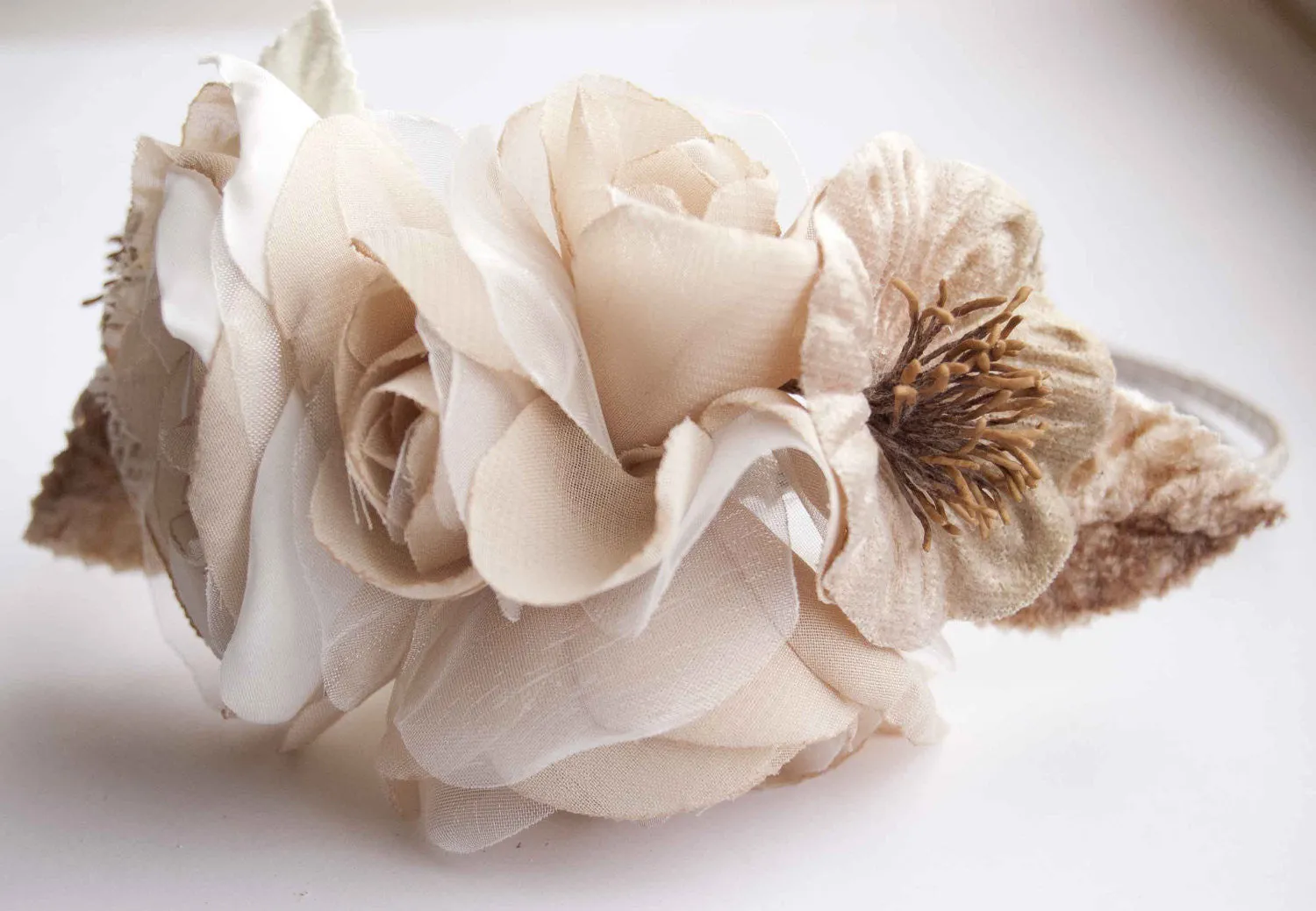 Wedding headpiece - Flower crown - Bridal headband - Wedding headband - Flower headpiece - Beige floral crown